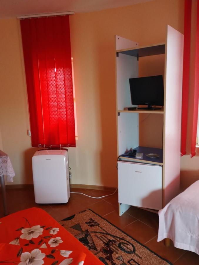 Casa Doina Otel Douăzeci şi Trei August Dış mekan fotoğraf